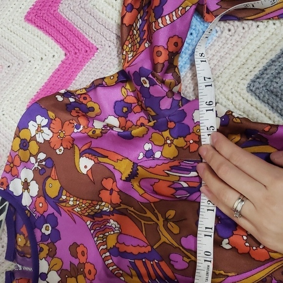 Vintage purple floral and peacocks pleated long sleeve dress - Picture 7 of 11